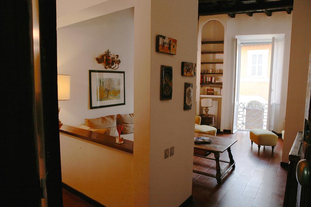 Domus Antonella A Trastevere Rome Exterior photo