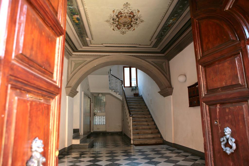 Domus Antonella A Trastevere Rome Exterior photo